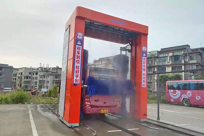 江西萍鄉旅游集散中心大巴洗車機安裝